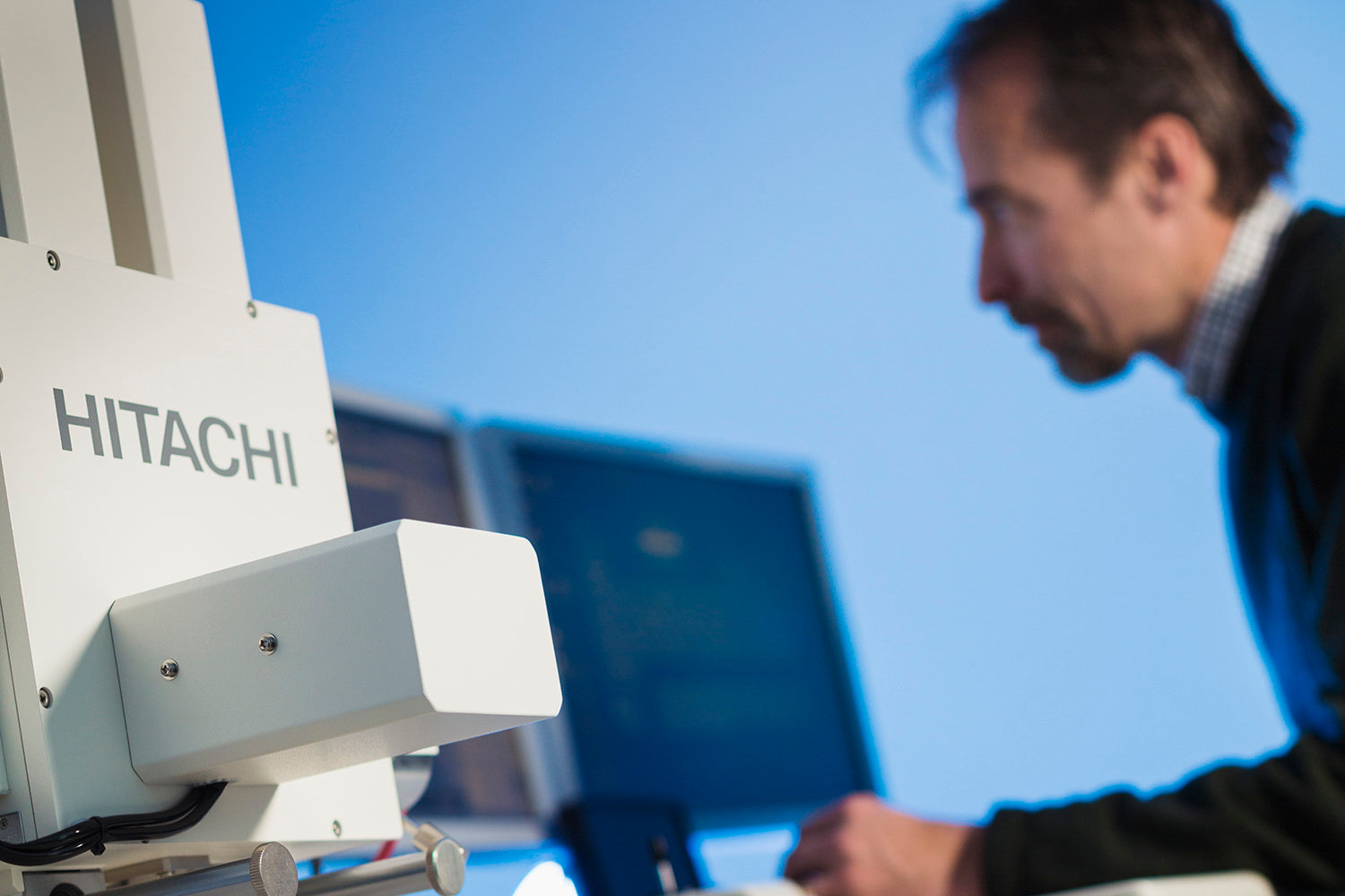 Sten operating SU8230 SEM